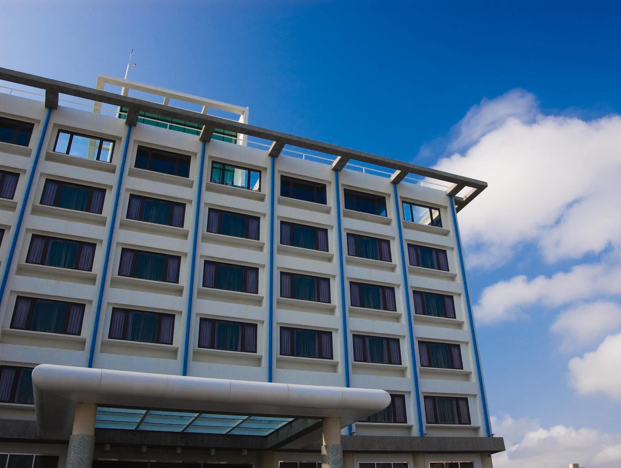 Yentai Hotel Magong Exterior foto